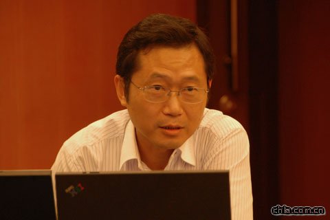 同济大学景观学系主任刘滨谊在第三届全国青年风景园林师沙龙上发言
