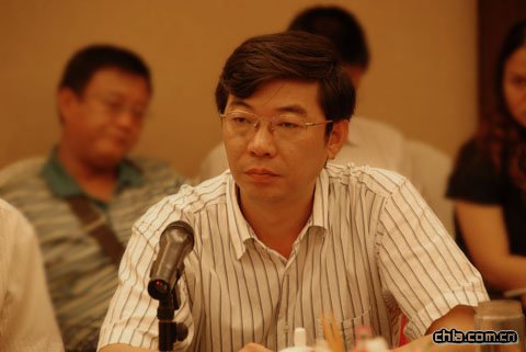 南京林业大学风景园林学院院长王浩主持第三届全国青年风景园林师沙龙