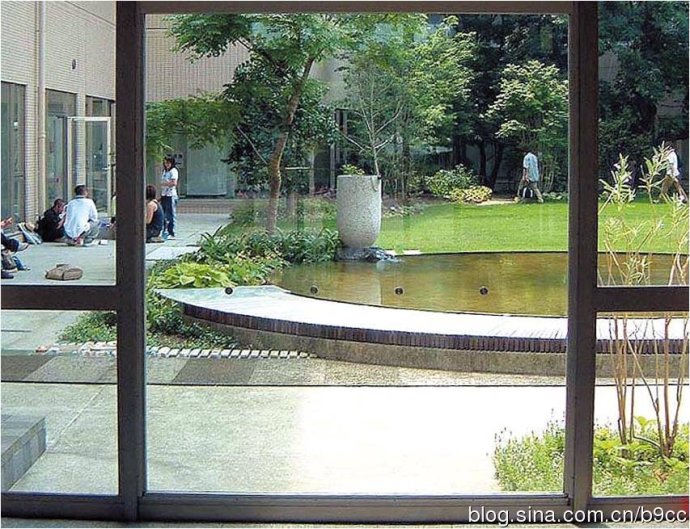 日本中部大学镜花园