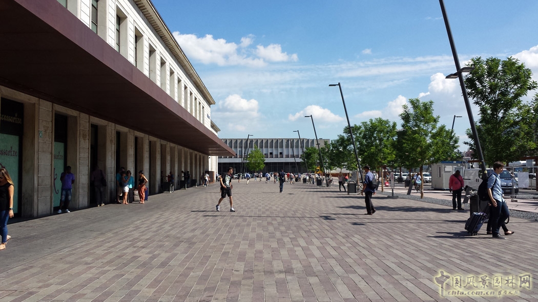 意大利帕多瓦火车站前广场景观设计