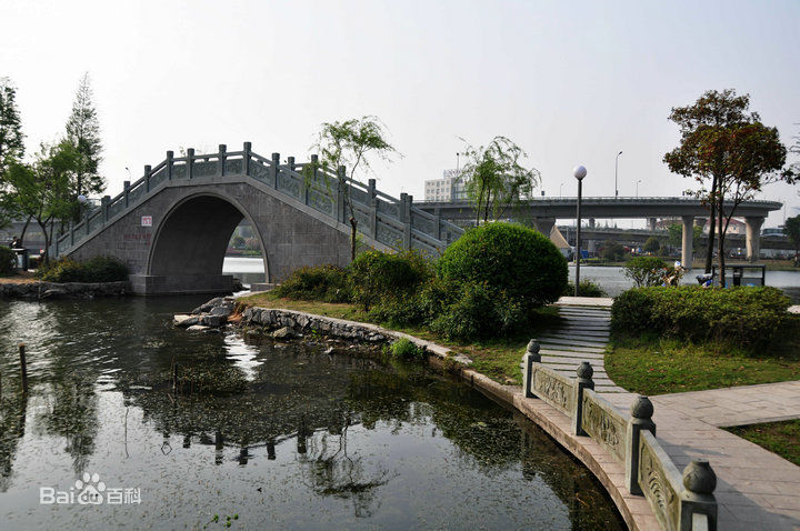 简述宁波日湖公园的水景设计