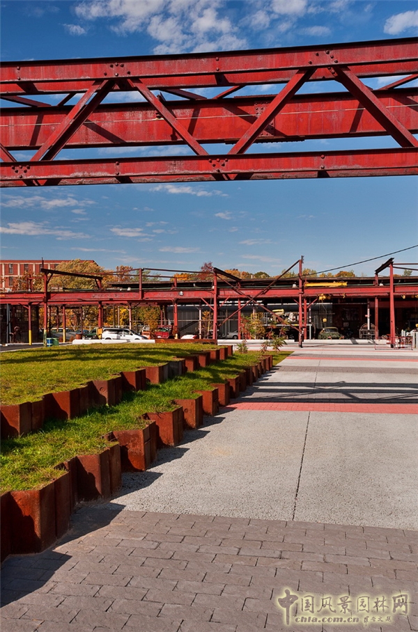 【周二头条】普罗维登斯钢铁厂庭院景观改造