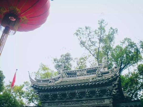 在江南古典园林豫园重拾上海的旧时光