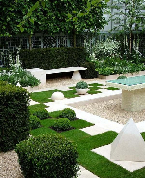 小庭院空间如何设计漂亮的小花园？