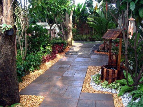 小庭院空间如何设计漂亮的小花园？