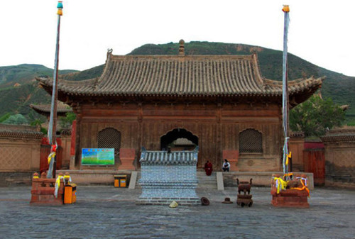 举世罕见：青藏高原上竟有汉式建筑风格寺庙