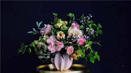 广州国际花卉艺术展19日开幕