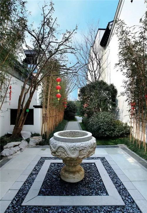 中式豪宅的庭院石材设计