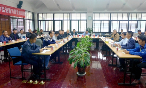 版纳植物园与元江保护区管护局举办培训班
