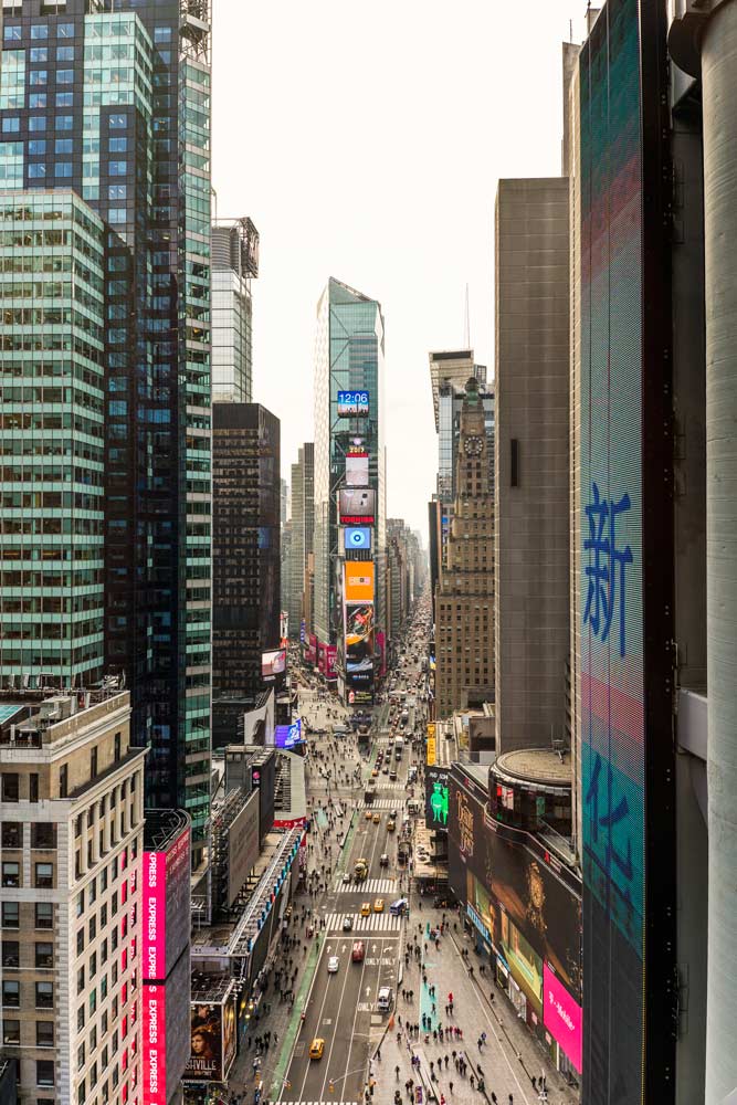 令公共空间倍增的纽约时代广场改造