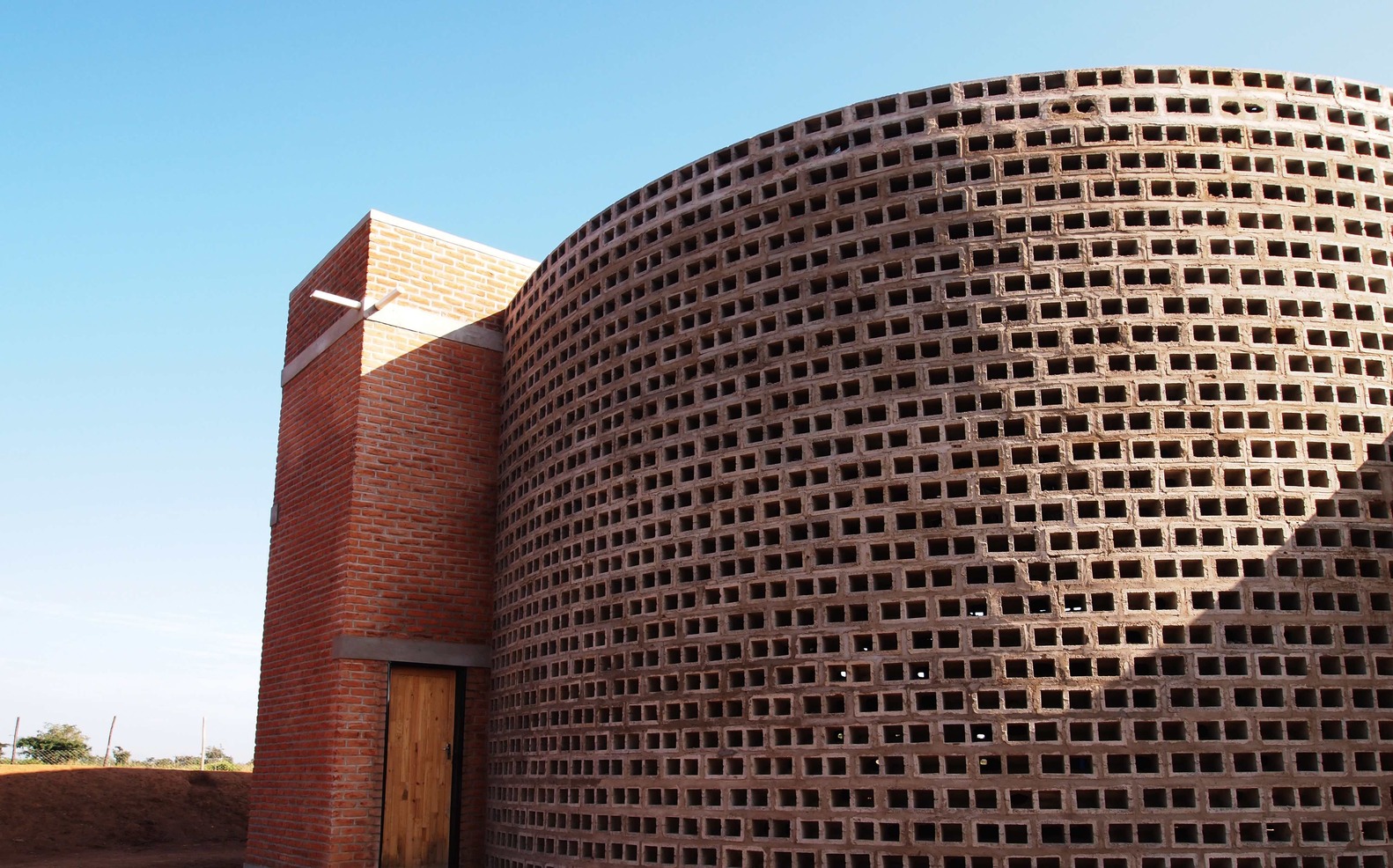 变革的架构：马拉维农村教堂