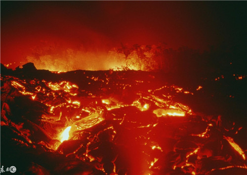 世界上最大超级大火山如果爆发将毁灭世界