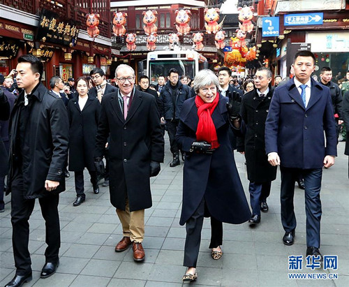 英国首相特雷莎·梅参观上海豫园