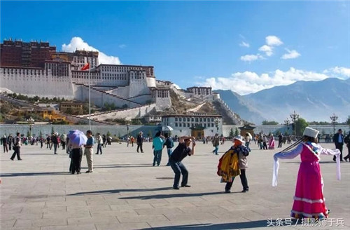世界海拔最高的城市广场 西藏布达拉宫广场