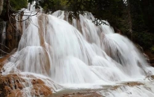 震撼人心的自然景观 我国最出名的十大瀑布
