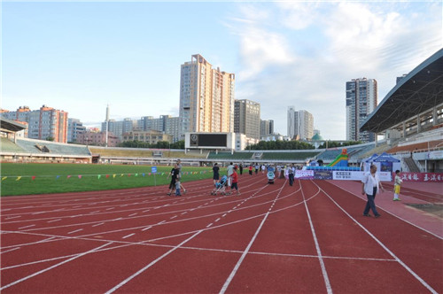云南省第一座会呼吸的“海绵体育公园”