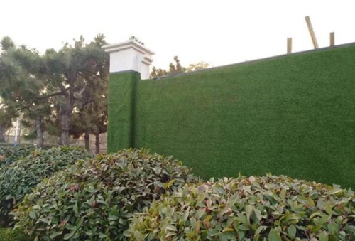 日照：仿真绿植围挡“围起来”，城市环境再提升
