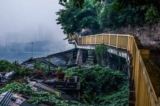 重庆城市更新经验：以山水为依托 留历史文化记忆