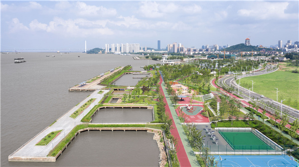 BAU建筑与城市设计事务所丨江阴市滨江公园