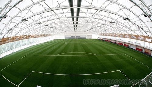 英国足球协会新的国家足球中心揭幕