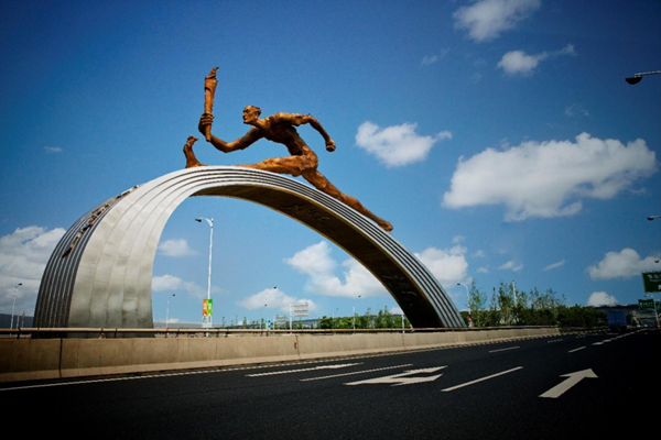 体育雕塑，用运动之美点燃奥林匹克热情