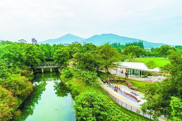 南京市建成首个无障碍花园