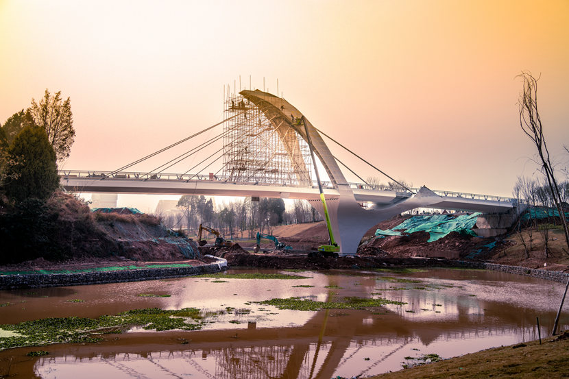 2024成都世园会主会场三座景观桥主体结构完成